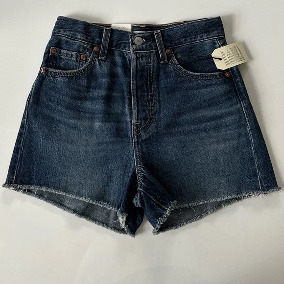 Levi's Ribcage Short Size 25 NWT - Picture 10 of 13